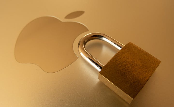 <span id="hs_cos_wrapper_name" class="hs_cos_wrapper hs_cos_wrapper_meta_field hs_cos_wrapper_type_text" style="" data-hs-cos-general-type="meta_field" data-hs-cos-type="text" >macOS-sikkerhet med Intune for dummies</span>