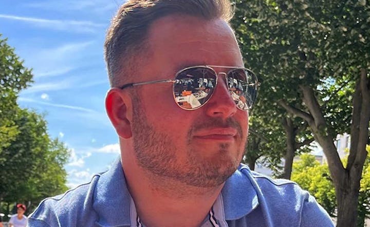 <span id="hs_cos_wrapper_name" class="hs_cos_wrapper hs_cos_wrapper_meta_field hs_cos_wrapper_type_text" style="" data-hs-cos-general-type="meta_field" data-hs-cos-type="text" >Sicra hjalp Azets med skyflytting: Flinke til å finne løsninger</span>